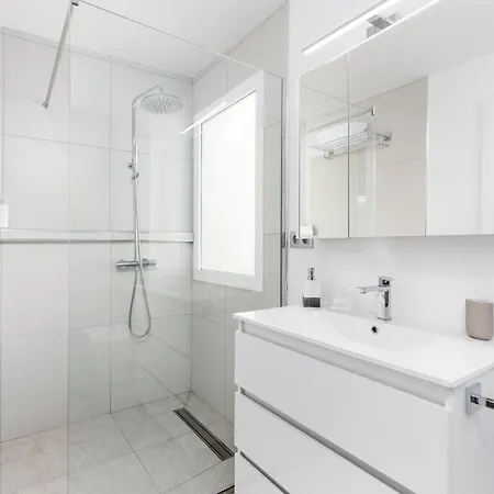 Moderno Apto. Cerca De La Playa De Apartmán *