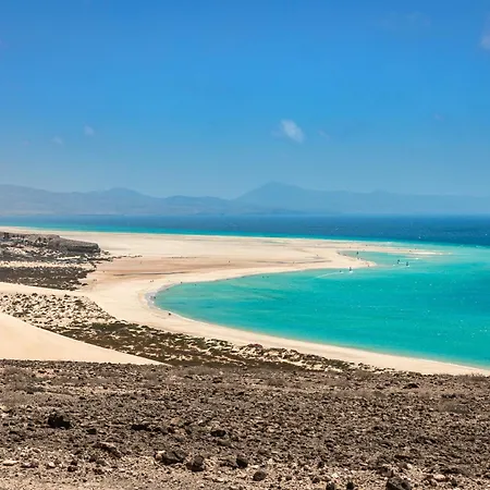 Moderno Apto. Cerca De La Playa De Apartamento