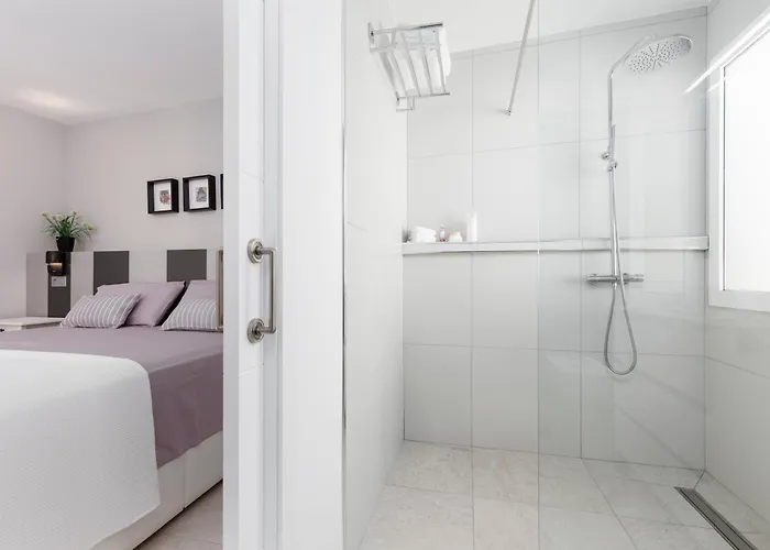 Moderno Apto. Cerca De La Playa De קוסטה קלמה