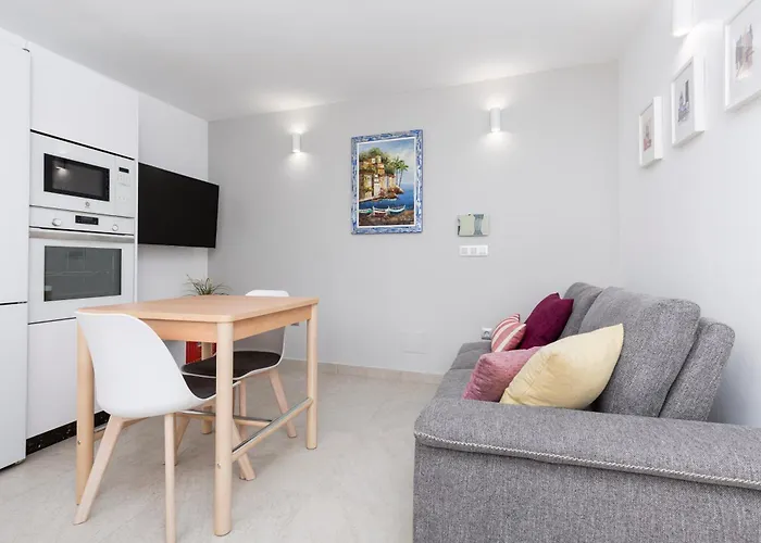 Moderno Apto. Cerca De La Playa De *